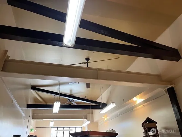 $2,500 | 926 Water Street, Unit B, Port Townsend, WA 98368