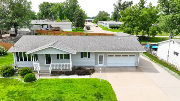 $229,900 | 1815 9th Street, Camanche, IA 52730