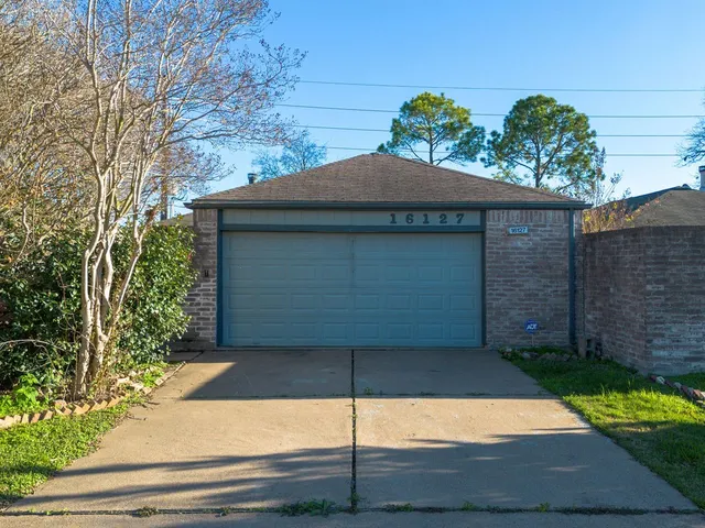$1,900 | 16127 Olive Glen Drive, Houston, TX 77082