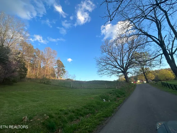$59,000 | Frog Level Road, Ewing, VA 24248