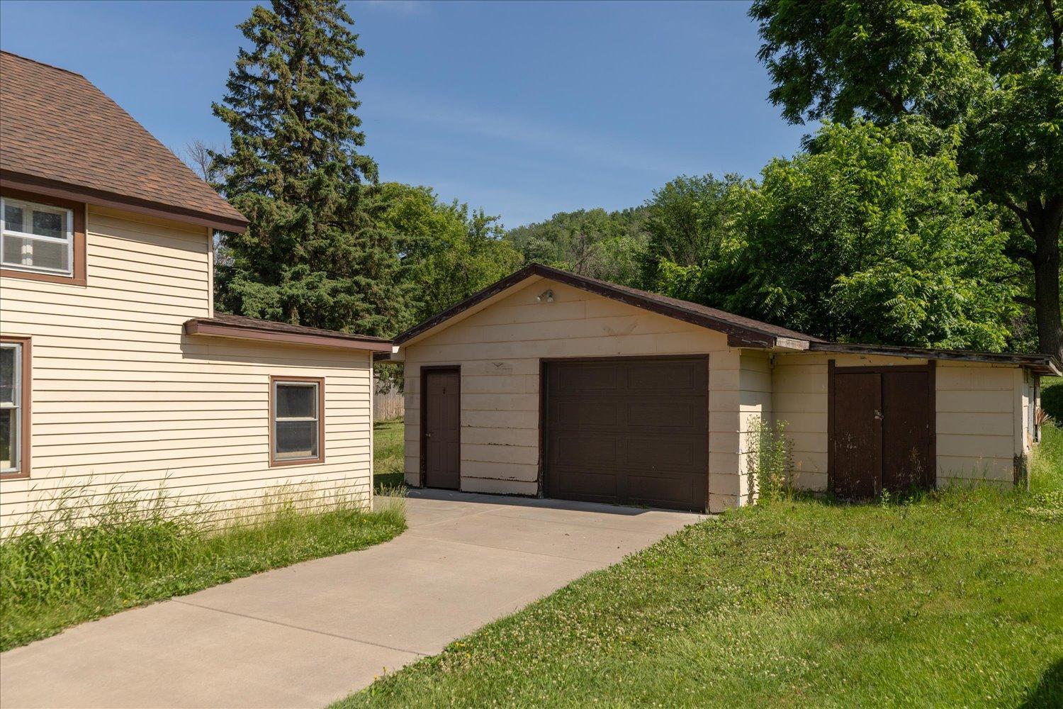 1831 Bush Street Red Wing, MN 55066 - Photo 25 of 33