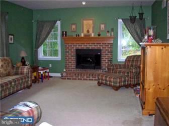 222 Overlook Road Morgantown, PA 19543 - Photo 5 of 12 Family Room