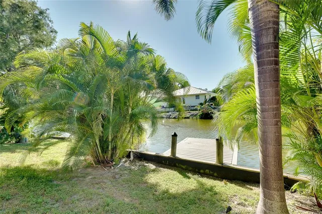 $523,900 | 405 Tortuga Drive, Nokomis, FL 34275