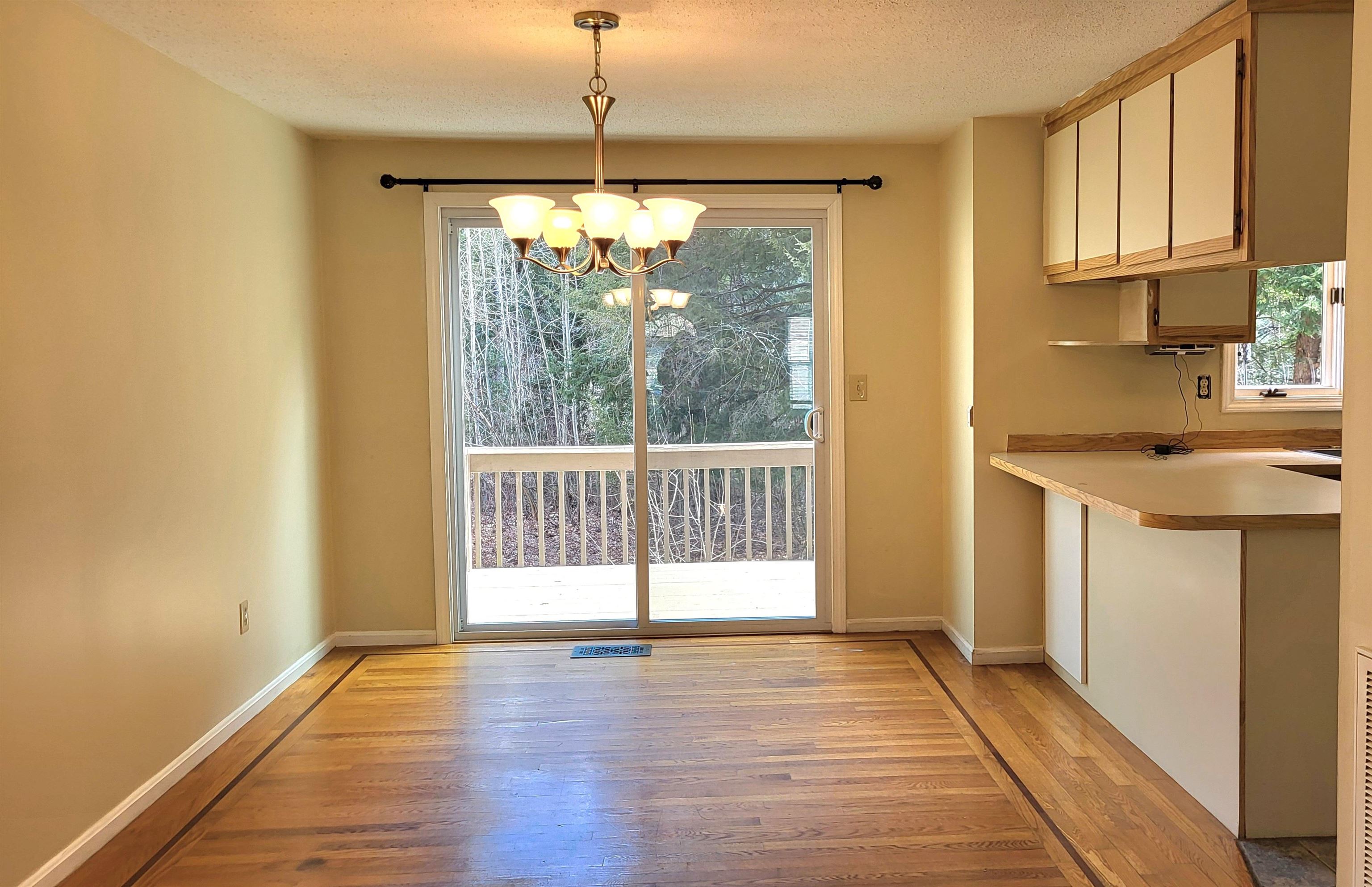 13 Braemar Road, Unit 13 Windham, NH 03087 - Photo 3 of 23