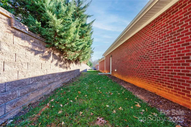 $299,500 | 217 Crystal Springs Lane, Shelby, NC 28150