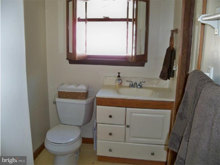 1675 Yarnall Road Pottstown, PA 19464 - Photo 12 of 22 Master Bathroom
