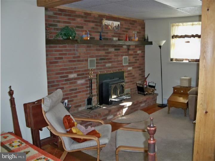 1675 Yarnall Road Pottstown, PA 19464 - Photo 4 of 22 Family Room