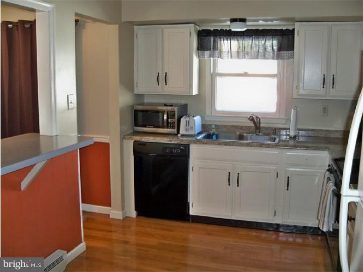 1675 Yarnall Road Pottstown, PA 19464 - Photo 7 of 22 Kitchen