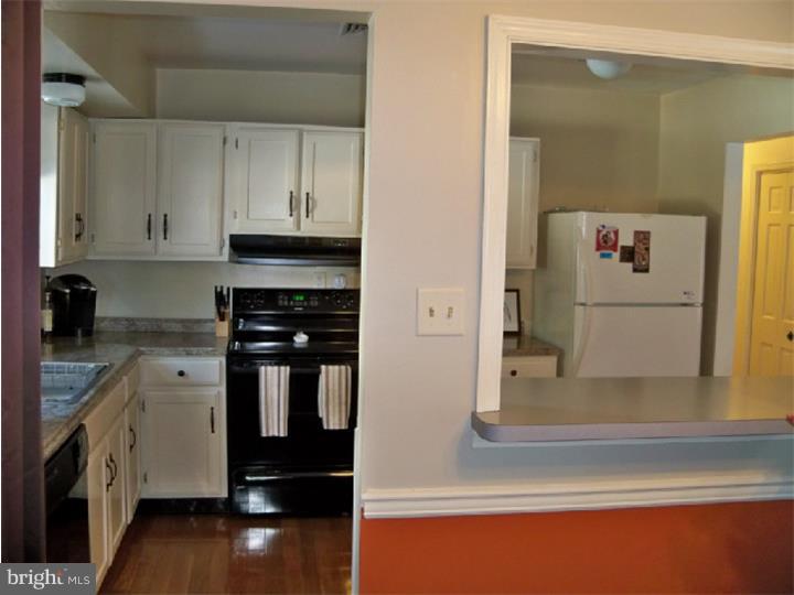 1675 Yarnall Road Pottstown, PA 19464 - Photo 9 of 22 Kitchen