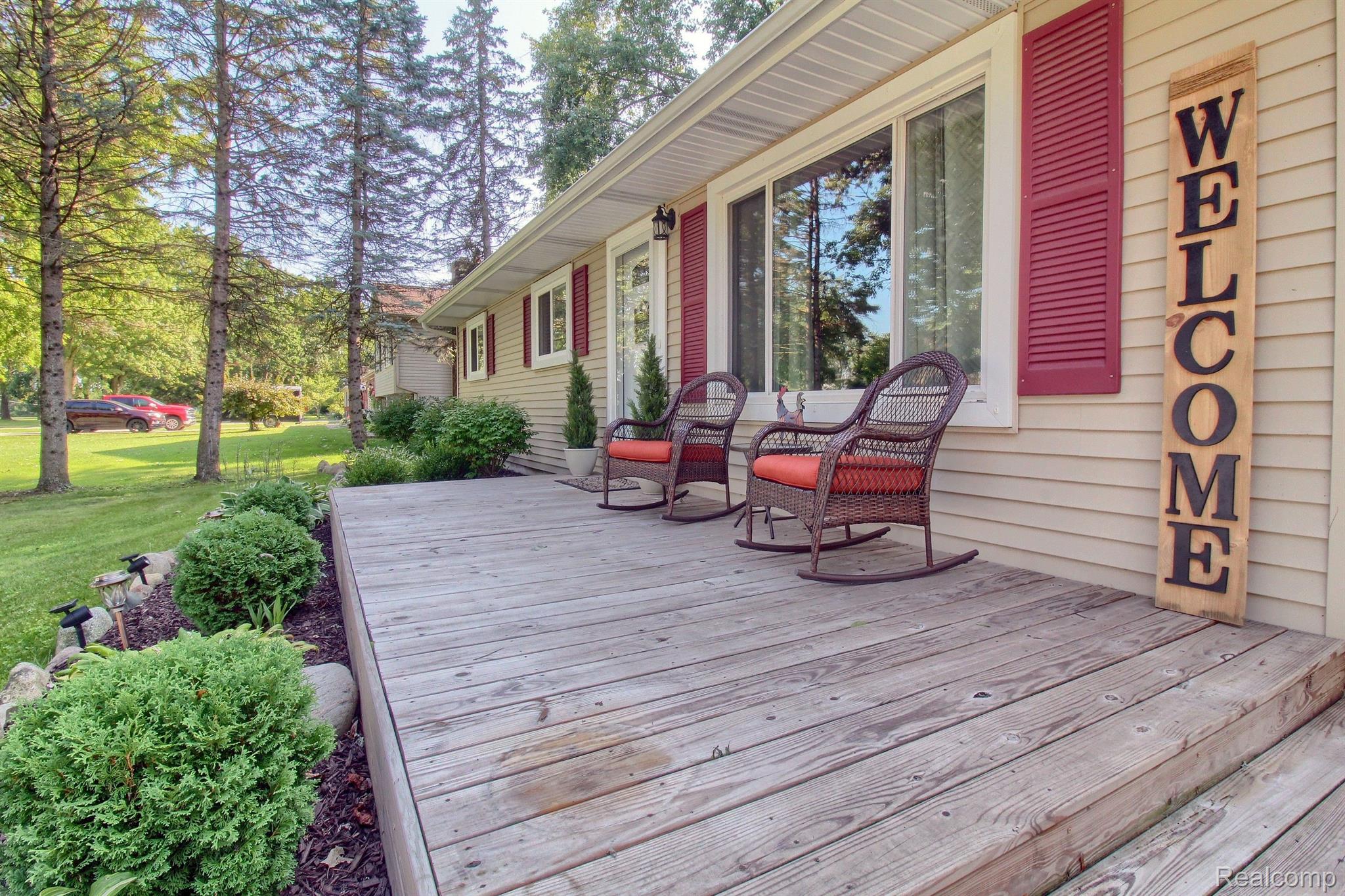 10311 Grafton Road Carleton, MI 48117 - Photo 4 of 30 Gallery Image 4