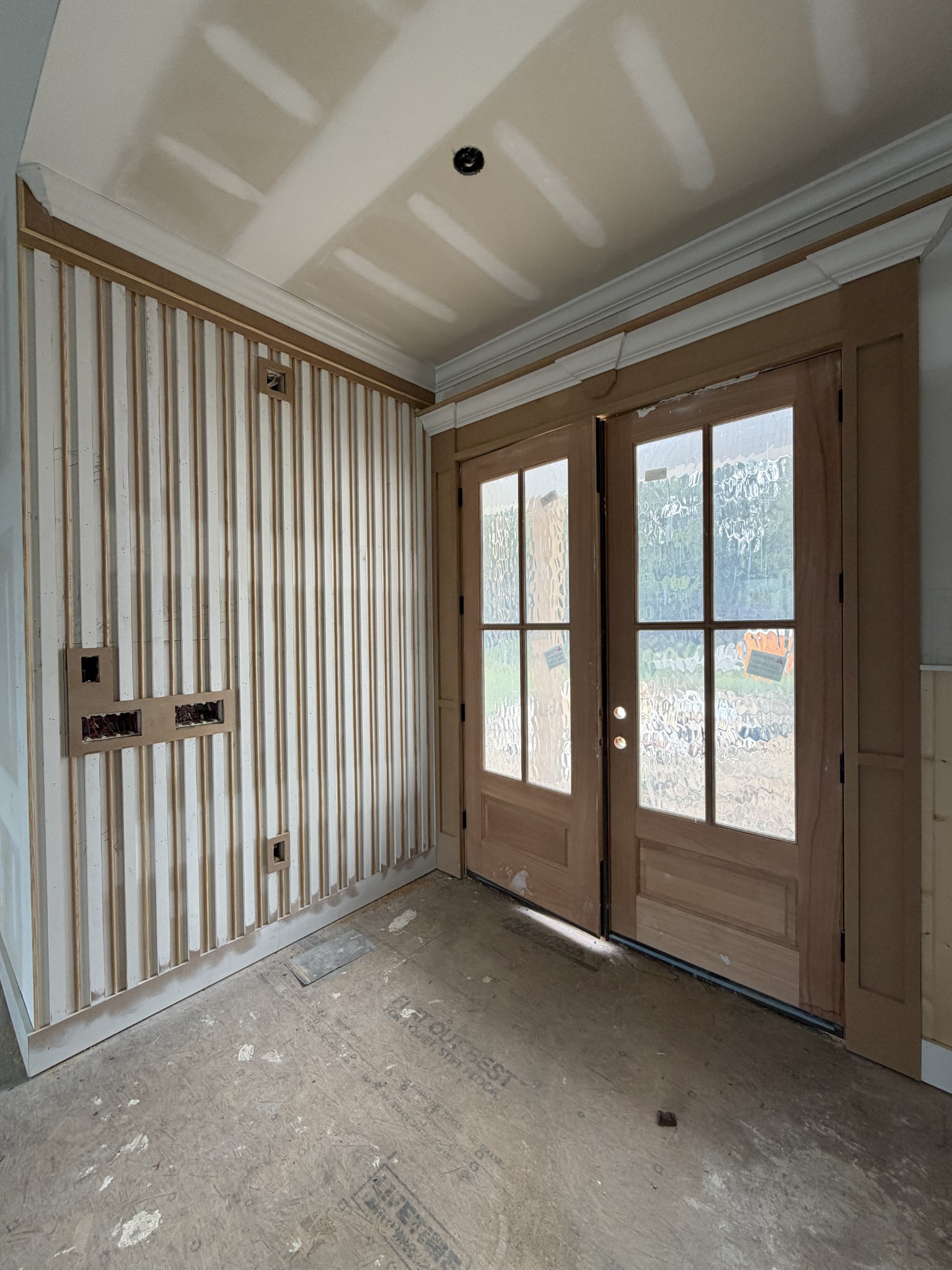 128 Copperas Creek Road Tullahoma, TN 37388 - Photo 6 of 27 a view of an empty room with a window