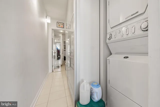 $849,000 | 701 Pennsylvania Avenue Northwest, Unit 1221, Washington, DC 20004