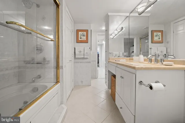 $849,000 | 701 Pennsylvania Avenue Northwest, Unit 1221, Washington, DC 20004