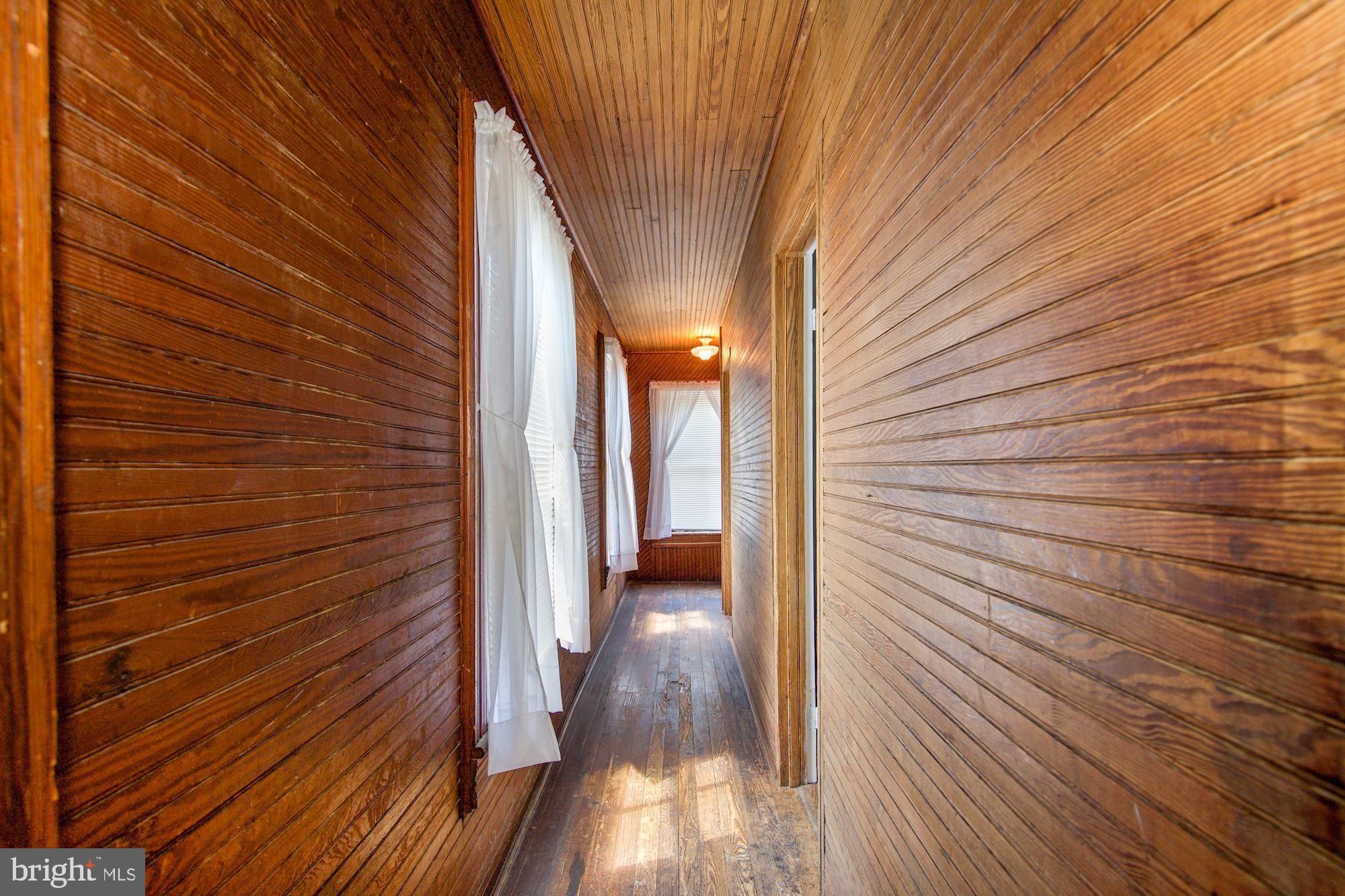 11023 Elk Run Road Catlett, VA 20119 - Photo 29 of 38 Upper level hallway