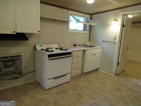 $700 | 500 J J Mountain Drive, Dahlonega, GA 30533