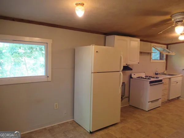 $700 | 500 J J Mountain Drive, Dahlonega, GA 30533