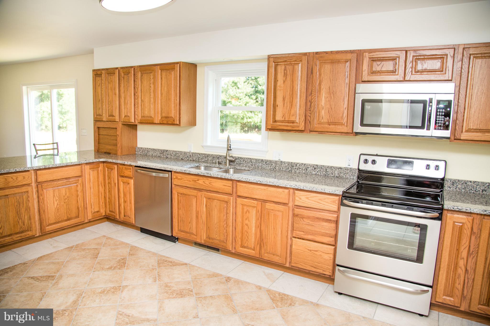 8395 River Road Westover, MD 21871 - Photo 5 of 54 Gallery Image 5