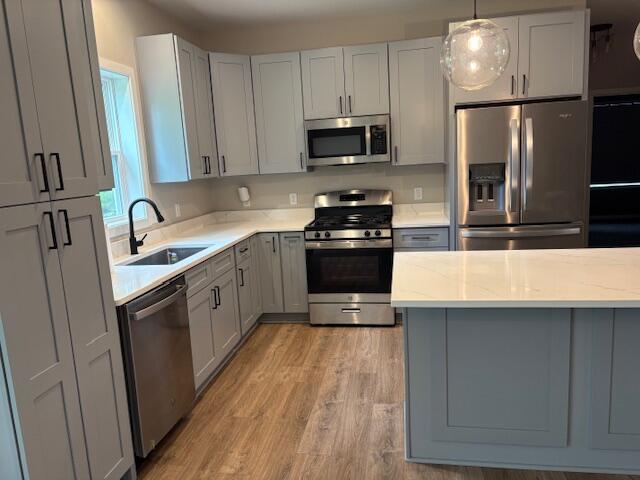 304 Riverside Court Theresa, WI 53091 - Photo 5 of 21 Kitchen