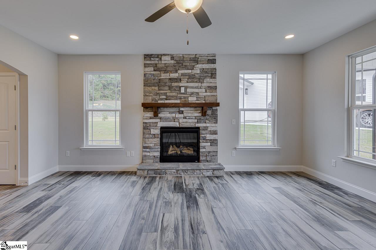 213 Legacy Lane Pickens, SC 29671 - Photo 7 of 44