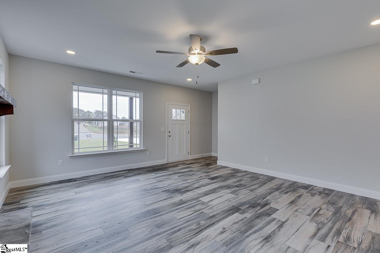213 Legacy Lane Pickens, SC 29671 - Photo 9 of 44