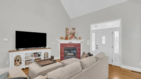 $549,900 | 301 Dogwood Lane, Fort Oglethorpe, GA 30742