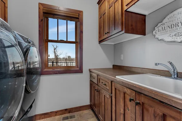 $765,000 | 225 Alaina Place Northeast, Sauk Rapids, MN 56379