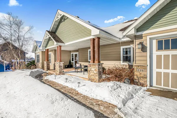 $765,000 | 225 Alaina Place Northeast, Sauk Rapids, MN 56379