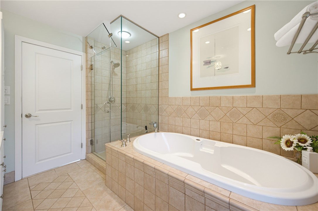 54 Oliver Hazard Perry Road Portsmouth, RI 02871 - Photo 15 of 28