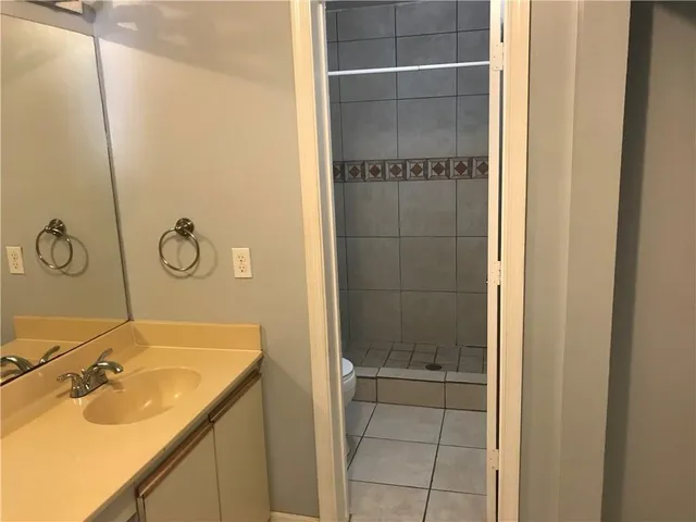 $2,400 | 1706 Congressional Way, Deerfield Beach, FL 33442