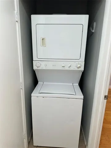 $2,400 | 1706 Congressional Way, Deerfield Beach, FL 33442