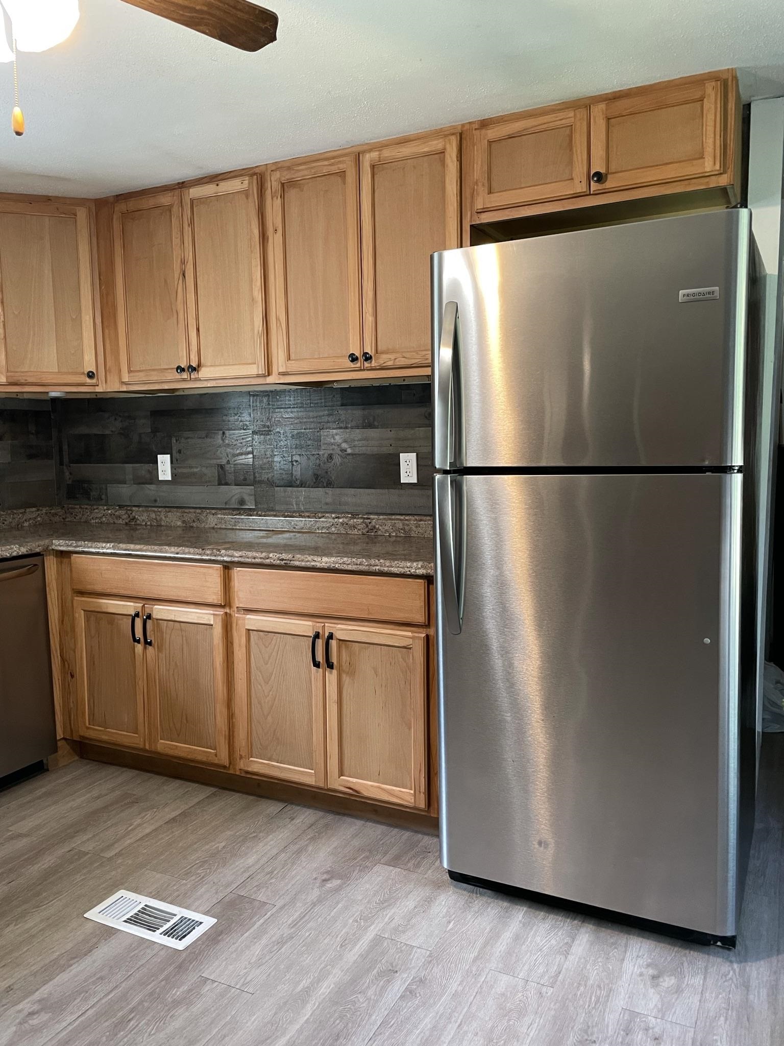 208 Grafton Turnpike Road Canaan, NH 03741 - Photo 15 of 40