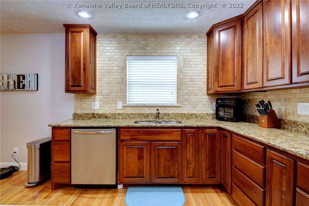 212 Killarney Road Winfield, WV 25213 - Photo 22 of 50 Gallery Image 22