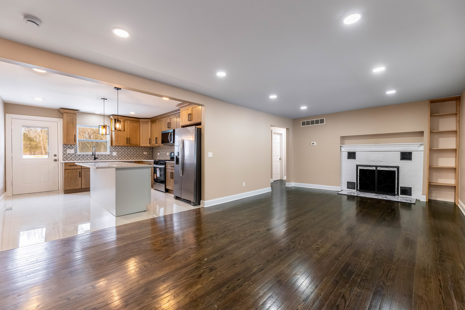 3321 East Red Oak Lane Crete, IL 60417 - Photo 8 of 31