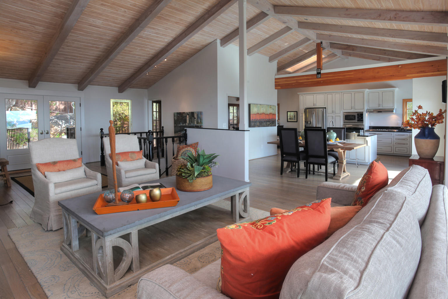 1520 Franceschi Road Santa Barbara, CA 93103 - Photo 7 of 16 4_great room