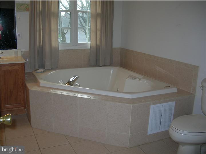 3 Lumar Road Lawrenceville, NJ 08648 - Photo 9 of 12
