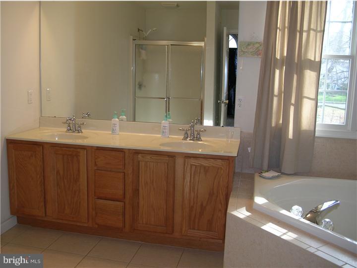 3 Lumar Road Lawrenceville, NJ 08648 - Photo 10 of 12