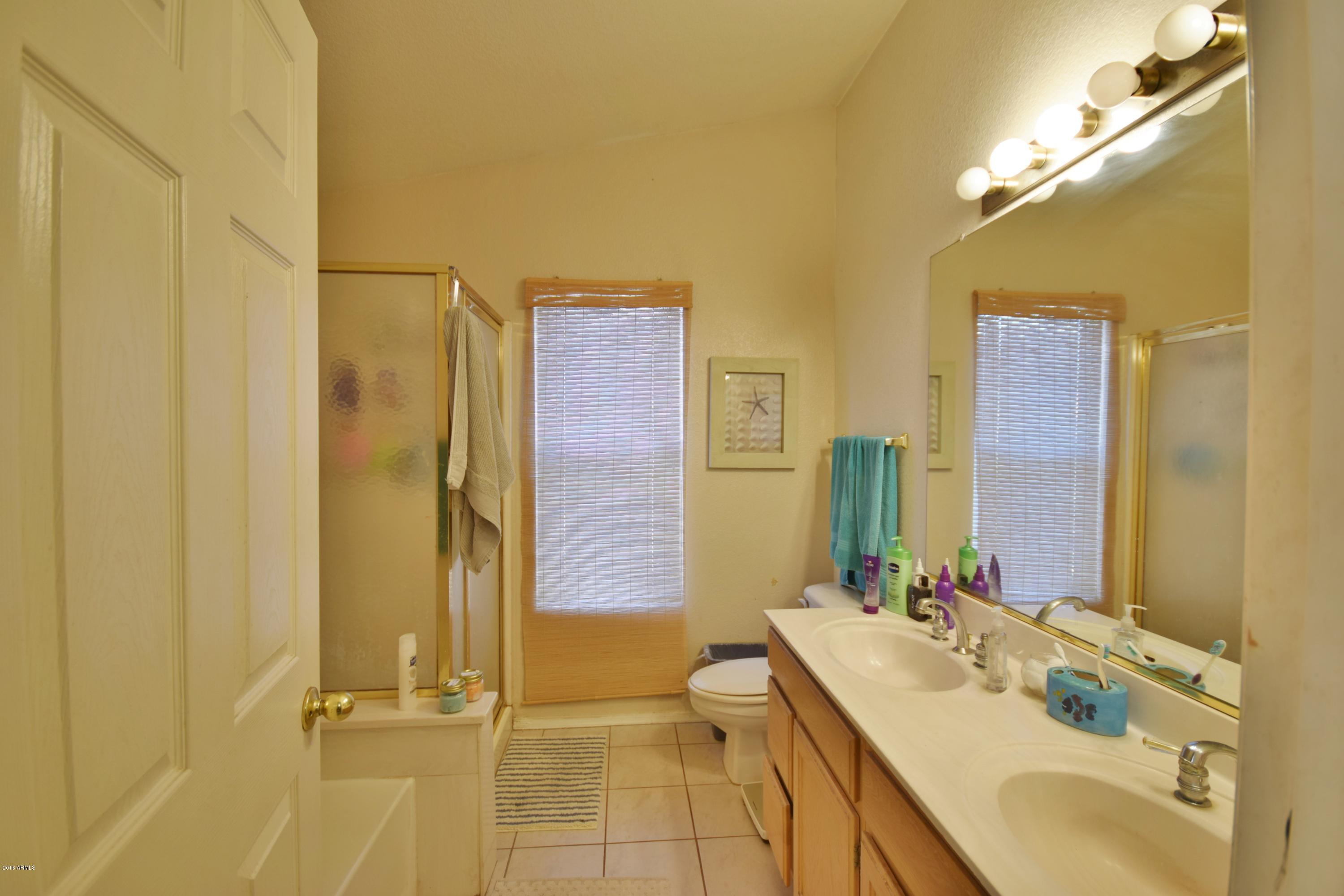 7672 West Redfield Road Peoria, AZ 85381 - Photo 16 of 27 DSC_1153