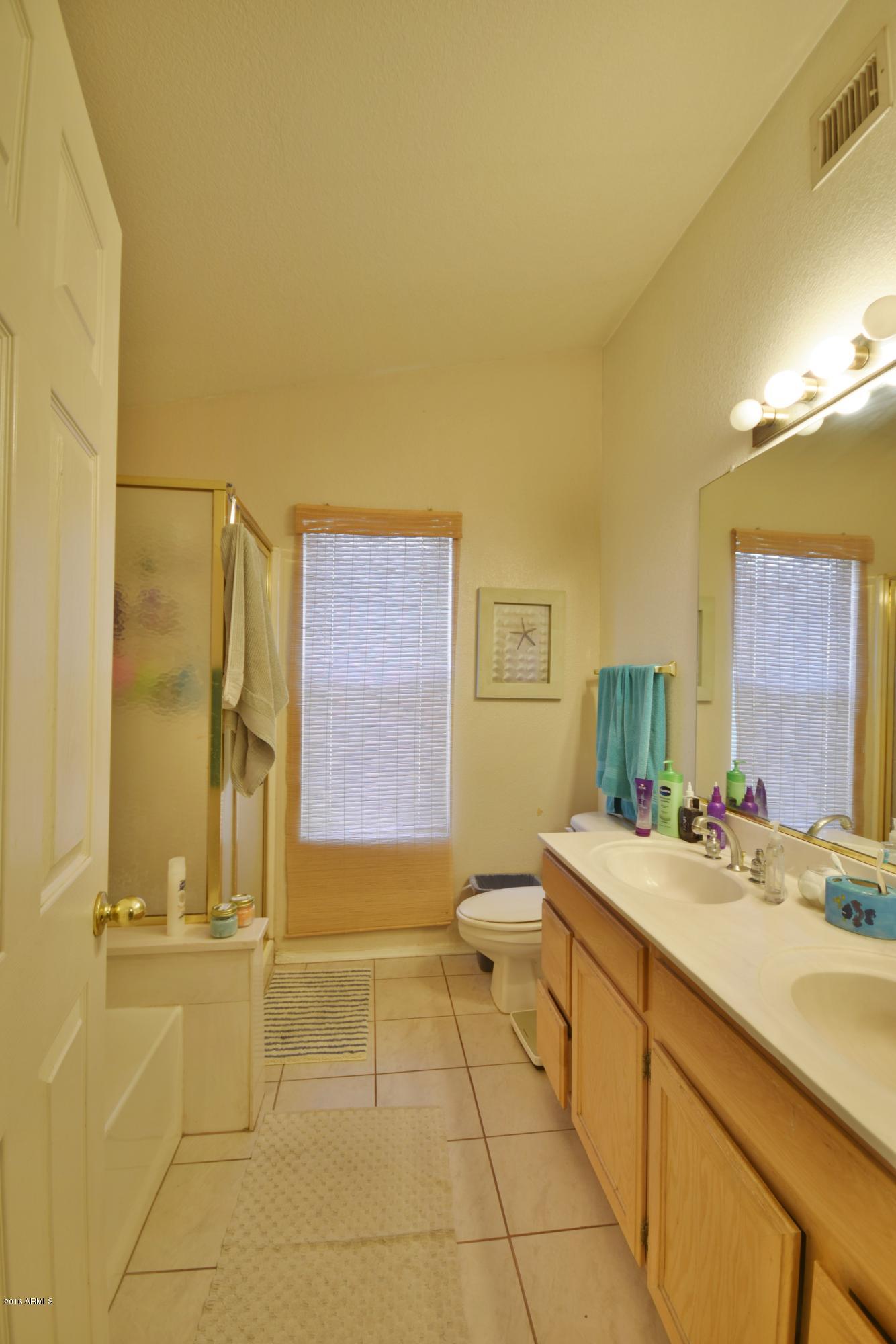 7672 West Redfield Road Peoria, AZ 85381 - Photo 17 of 27 DSC_1154