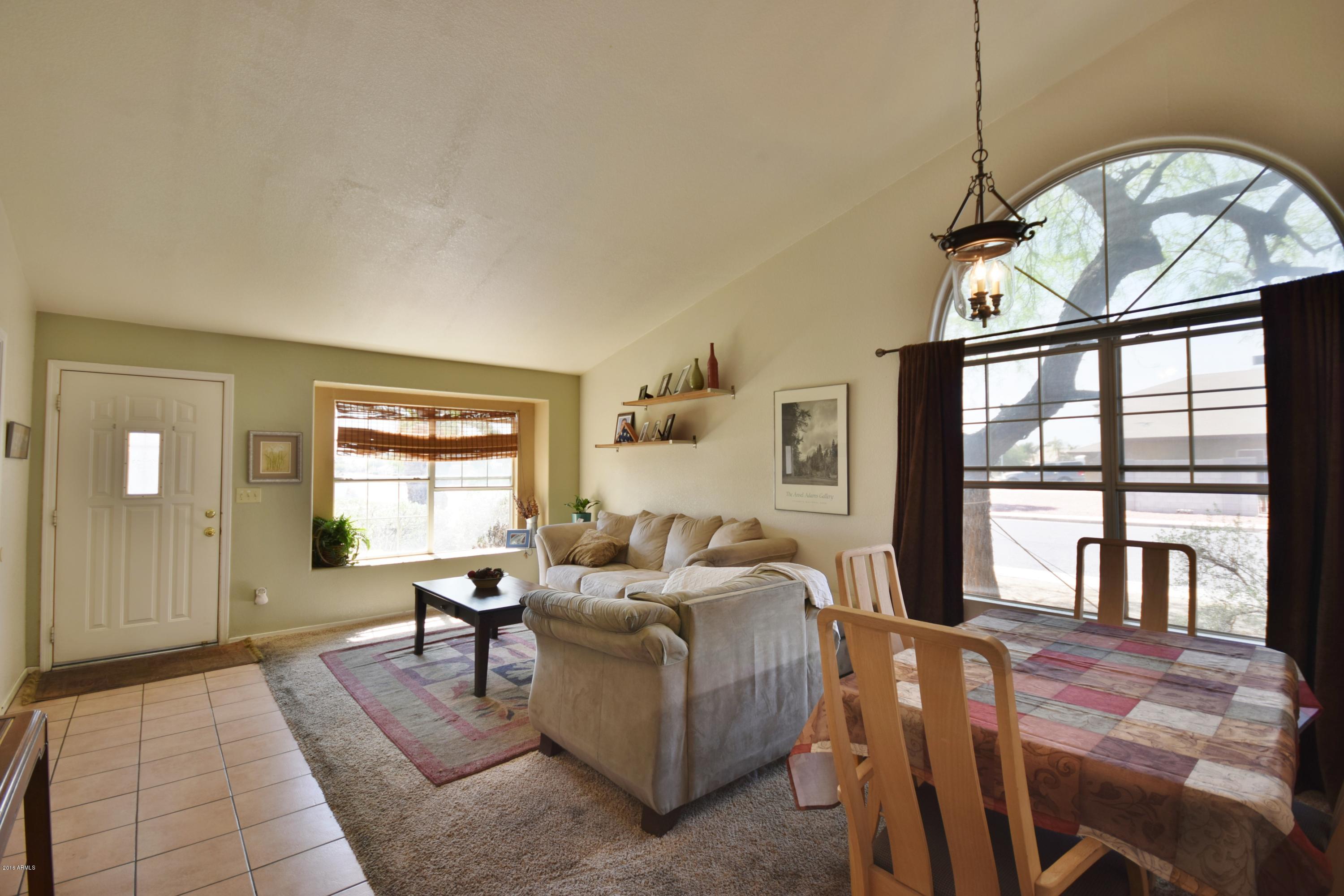 7672 West Redfield Road Peoria, AZ 85381 - Photo 5 of 27 DSC_1141