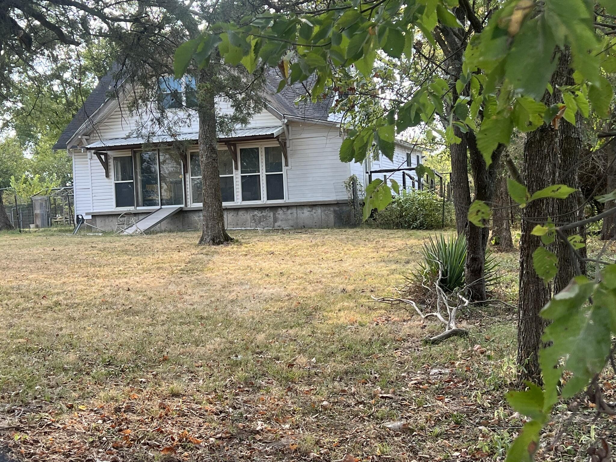 85 Foose Road Buffalo, MO 65622 - Photo 2 of 19 IMG_6756