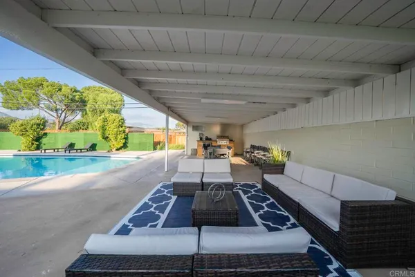 $1,000,000 | 9903 Lindo Lake Place, Lakeside, CA 92040
