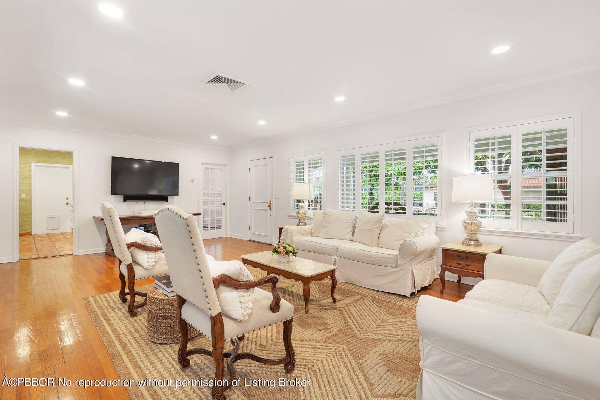 260 Edmor Road West Palm Beach, FL 33405 - Photo 11 of 35 11