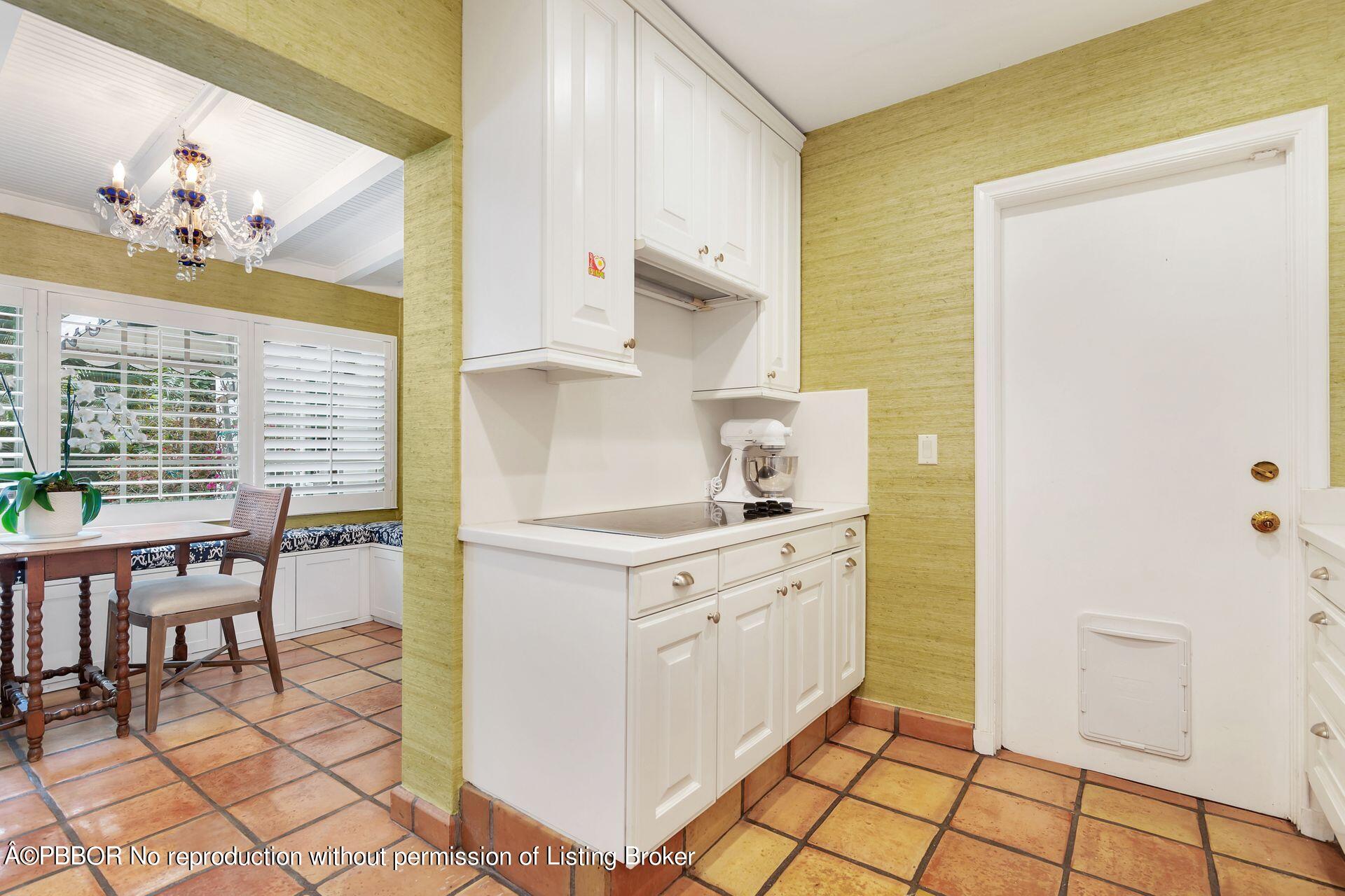 260 Edmor Road West Palm Beach, FL 33405 - Photo 16 of 35 16