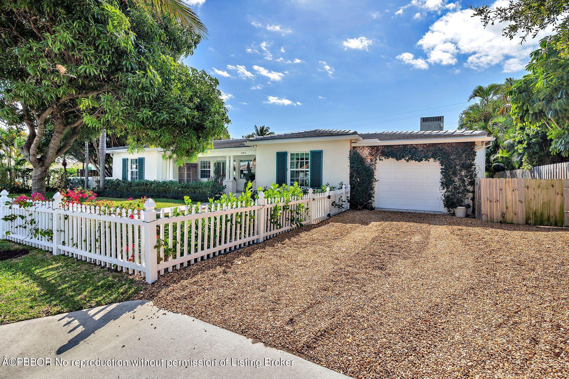 260 Edmor Road West Palm Beach, FL 33405 - Photo 4 of 35 4