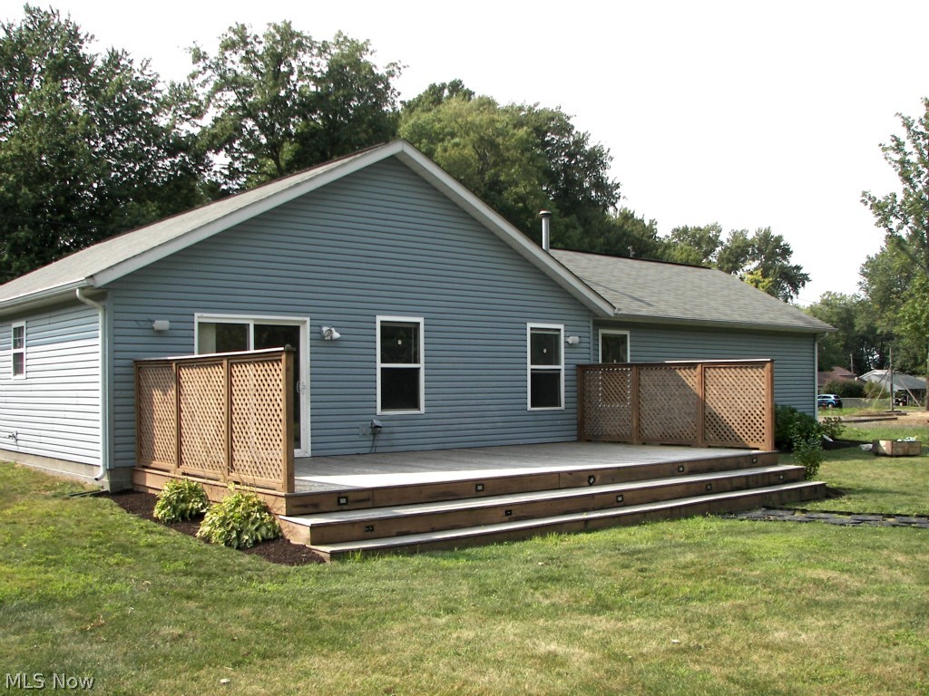 1793 Green Road Madison, OH 44057 - Photo 5 of 15