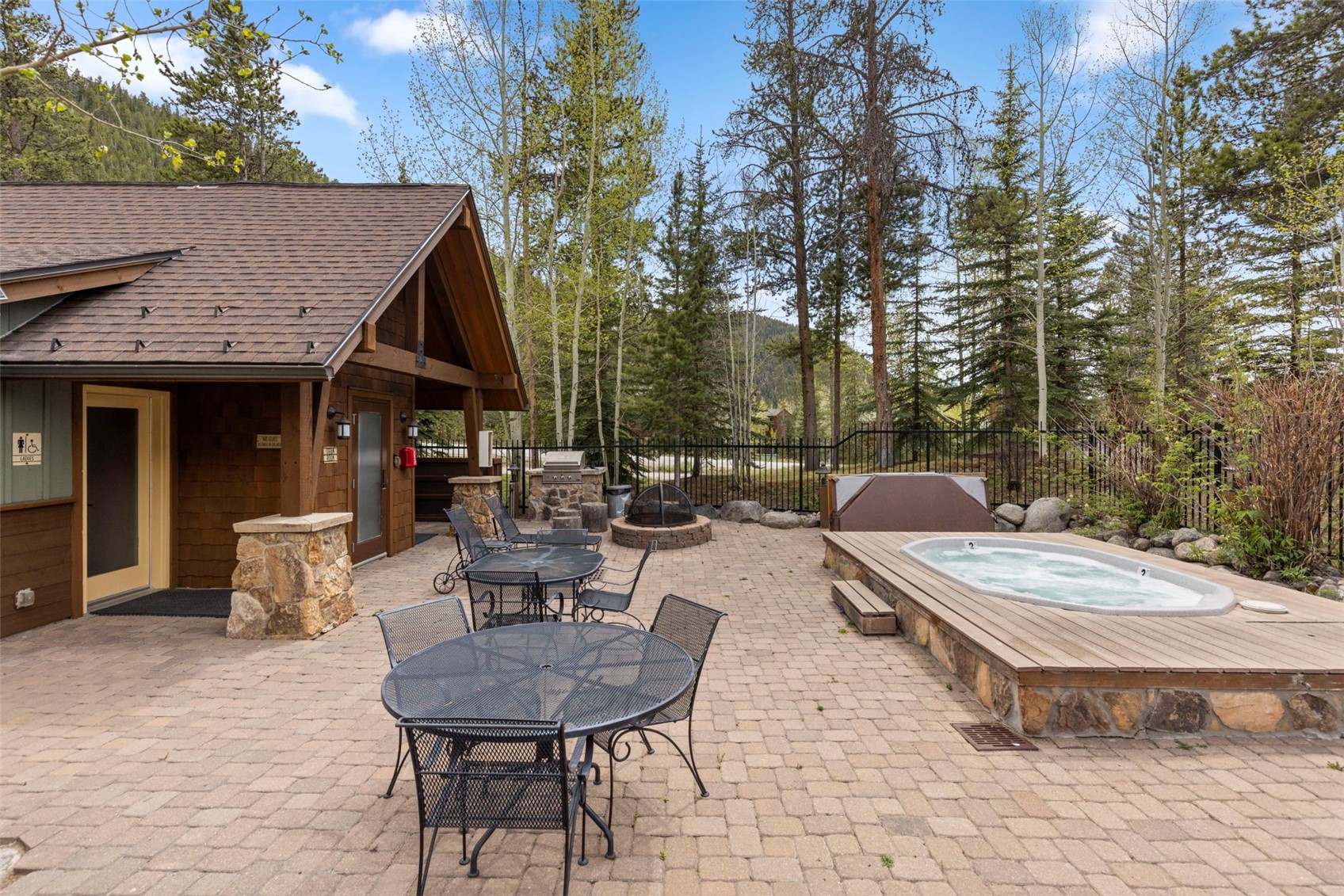 102 Lake Ridge Circle, Unit 1887 Keystone, CO 80435 - Photo 27 of 39 Gallery Image 27