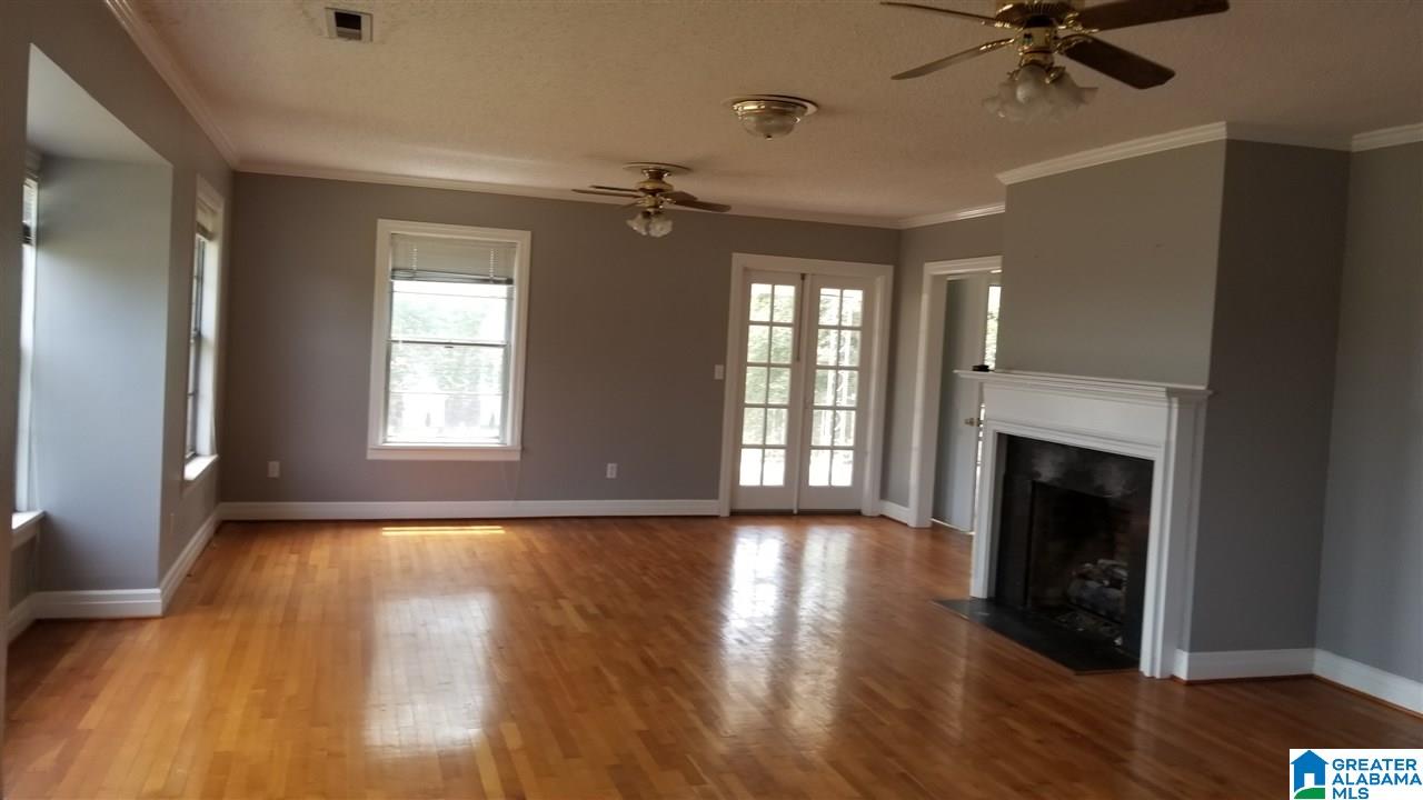 365 Riviera Drive Winfield, AL 35594 - Photo 3 of 42