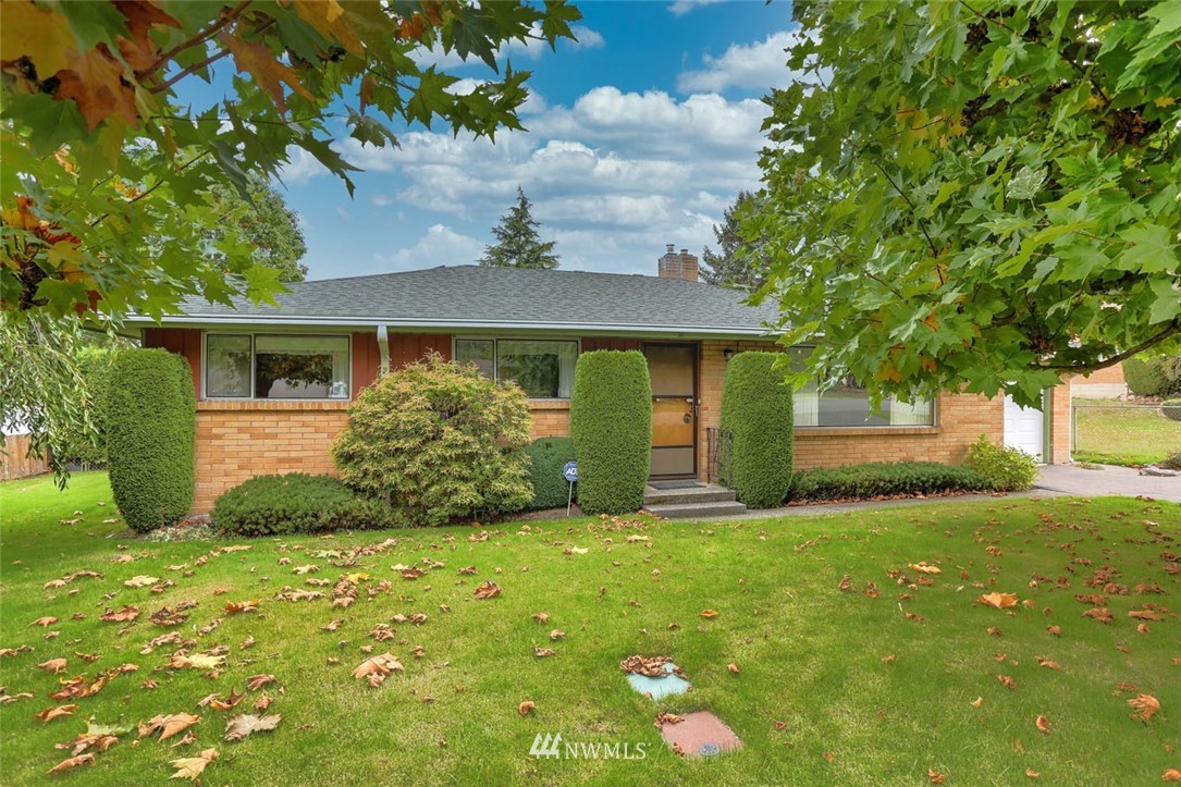 10610 Southeast 196th Street Renton, WA 98055 - Photo 1 of 27 Gallery Image 1