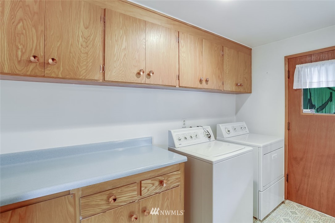 10610 Southeast 196th Street Renton, WA 98055 - Photo 14 of 27 Gallery Image 14
