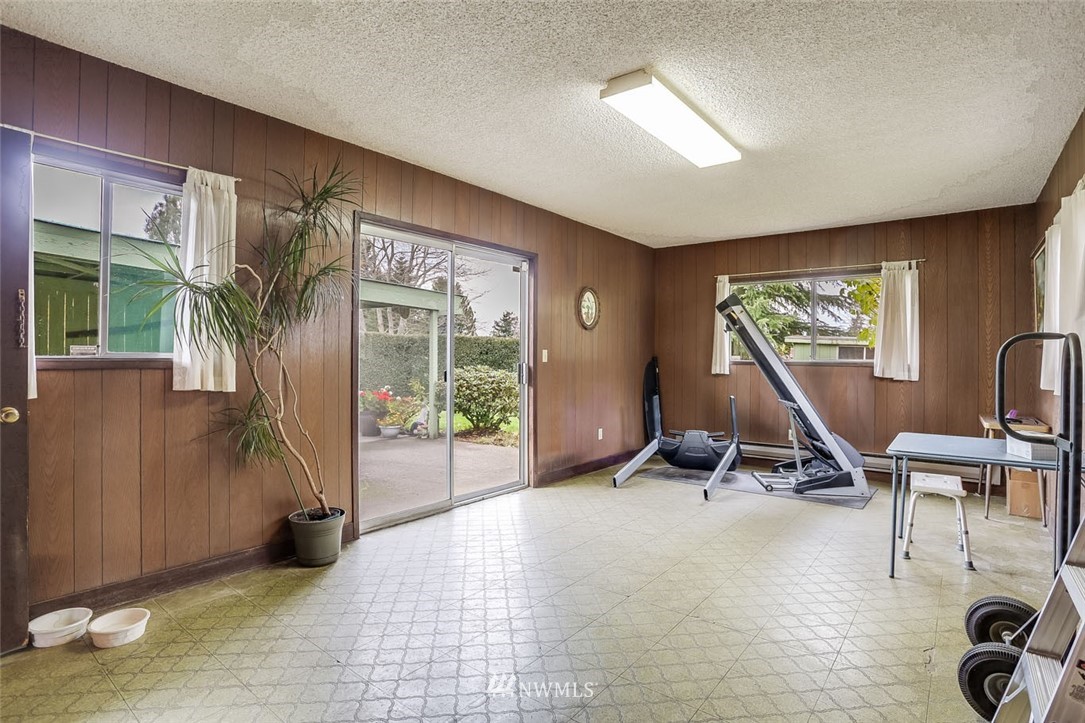 10610 Southeast 196th Street Renton, WA 98055 - Photo 16 of 27 Gallery Image 16